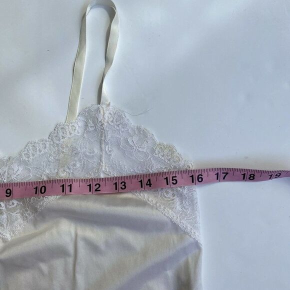 Vintage Diane von Furstenberg Camisole Nylon Lace Ivory Size 32 - Picture 10 of 12